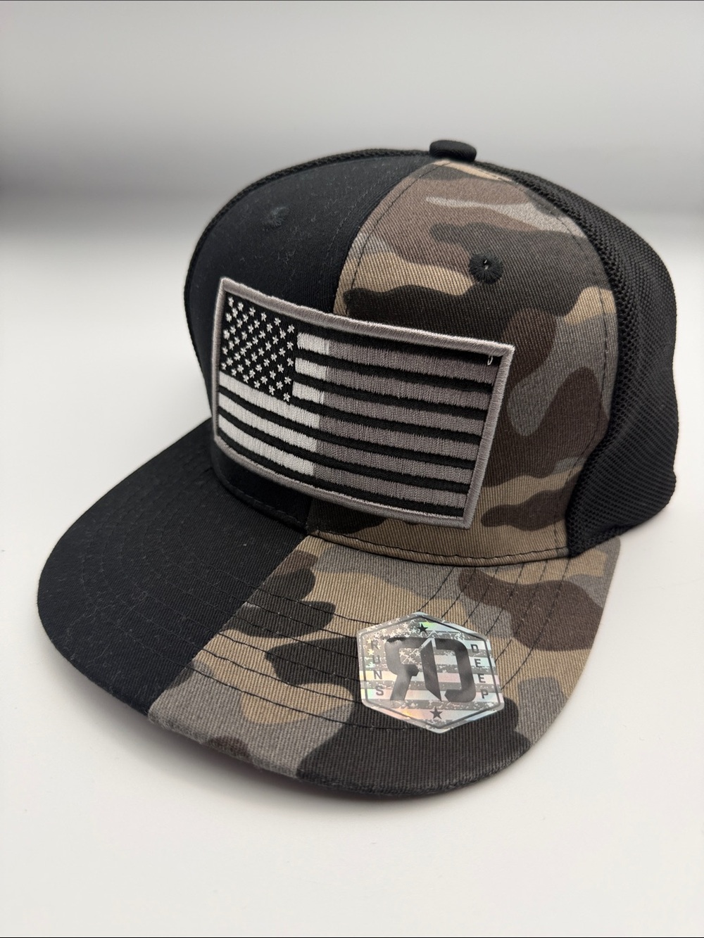 Runs Deep Men's Black & Camo American Flag Trucker Cap New